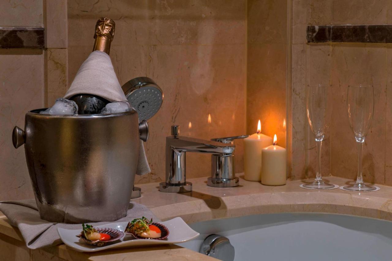 The Ritz-carlton, Hotel Santiago de Chile