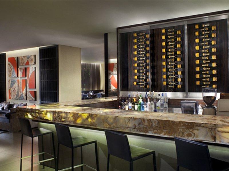 Hotel The Ritz-carlton,
