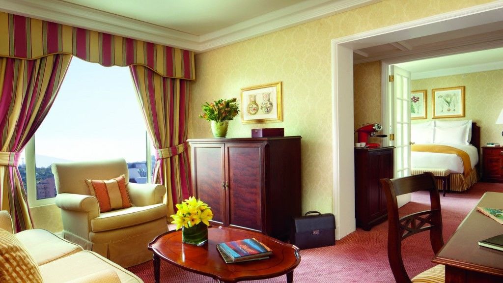 The Ritz-carlton, Hotel